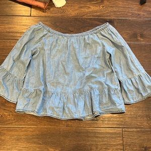 Cupcakes & Cashmere Denim off the shoulder top